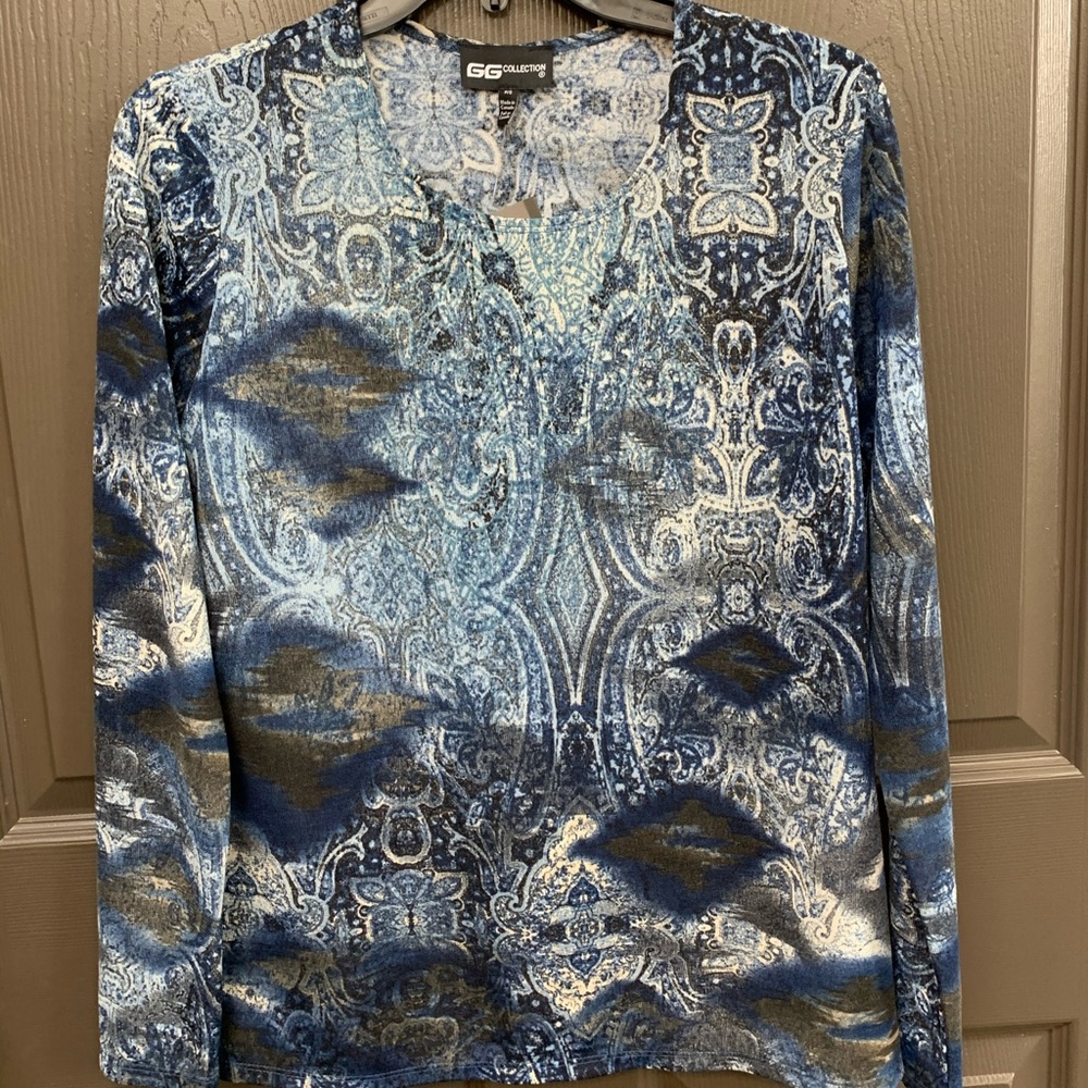 GG Collection Long Sleeve Knit Blouse